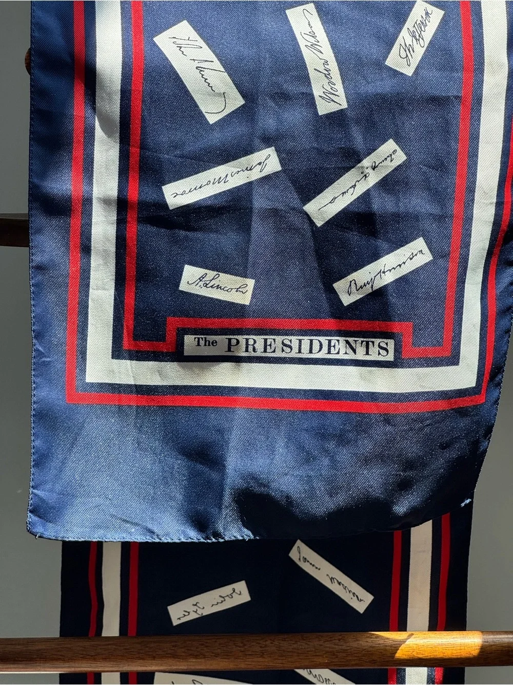 Millicent “The Presidents” Scarf 1993 Smithsonian Italy Americana 52*10 in
